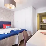 Alto Nogueiras House Апартаменты