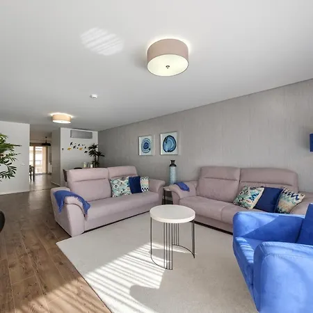 Alto Nogueiras House